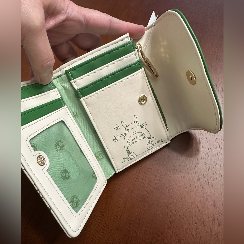 My Neighbor Totoro Cream & Green Wallet with Floral Print - Picture 8 of 9
